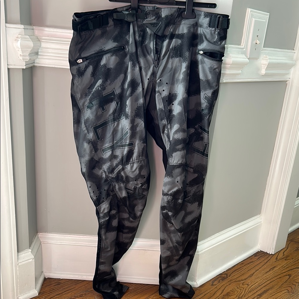 Men’s Racing Pants - Picture 5 of 6